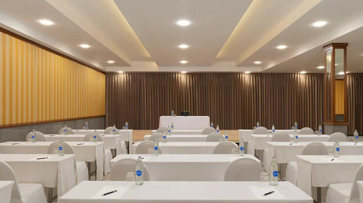 AVANI Ao Nang Cliff Krabi Resort 